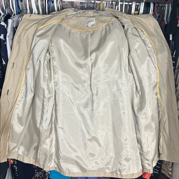 LOFT trench coat, beige, medium petite - Picture 8 of 8